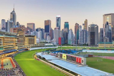 Happy Valley at yarış pisti oyunu jockey club 