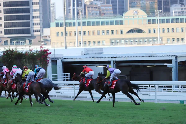 Happy Valley Racecourse gün zamanında Hk