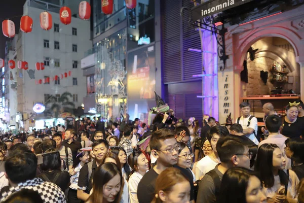 Noche Halloween Lan Kwai Fong — Foto de Stock