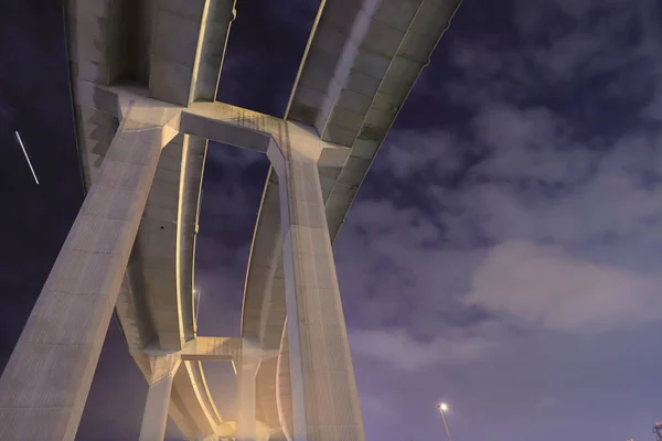Taşçı Köprü Gece Görünümü — Stok fotoğraf