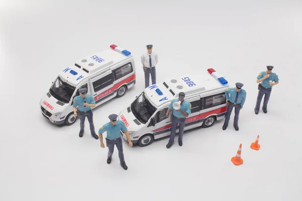 Csoport Rendőrség Figura Autóval Fedélzeten — Stock Fotó