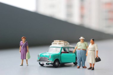 küçük araba ile seyahat mini