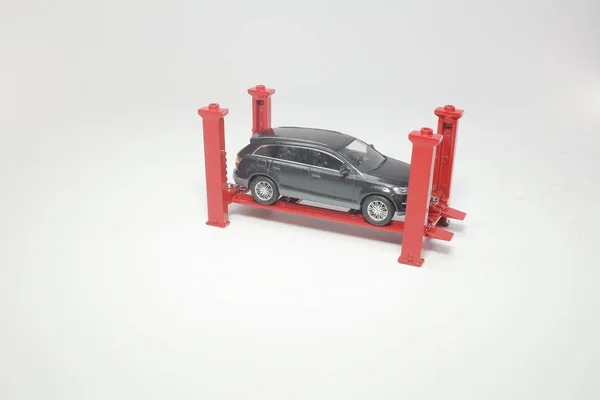 模型汽车升降机的刻度 — 图库照片