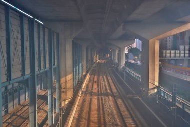 Demiryolu seyahat tren turizm. Bulanık demiryolu. 