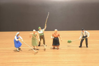 çiftçi şekil masada mini