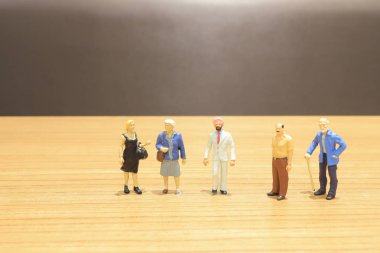 minyatür dünyasında alay