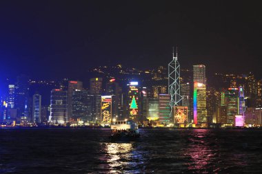 Victorail limanının gece sahnede hk