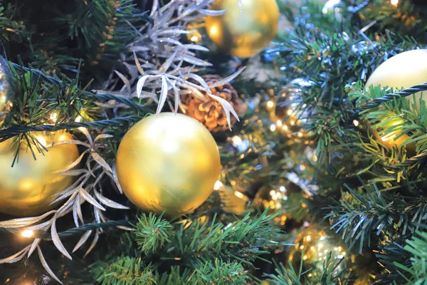 Kerstboom Met Goud Decoratie Winkelen — Stockfoto