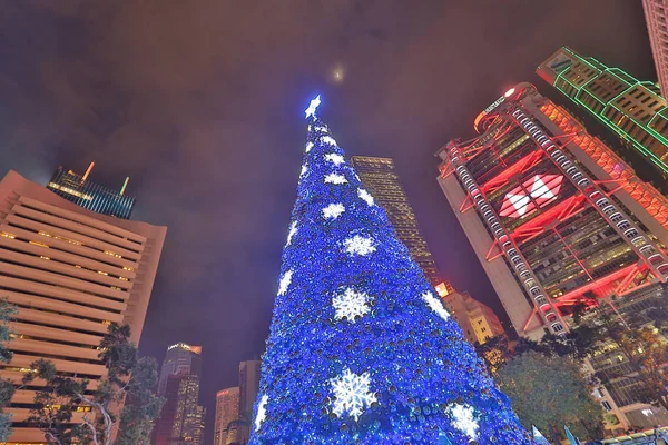 Grande Árvore Xmas Livre Central — Fotografia de Stock