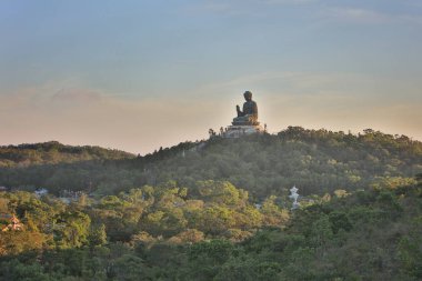 tian Tan Buda veya dev Buda heykeli