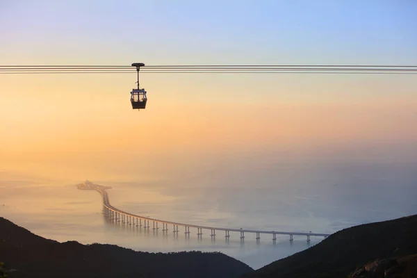 Une Vue Coucher Soleil Sur Téléphérique Ngong Ping 360 — Photo