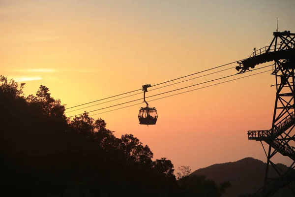 Coucher Soleil Sur Téléphérique Ngong Ping 360 — Photo