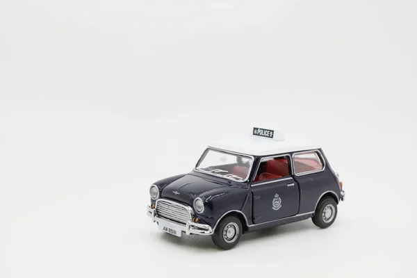 Uma Escala Mini Cooper Com Figura — Fotografia de Stock