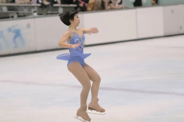 Eiskunstlauf Mädchen Der Sporthalle — Stockfoto