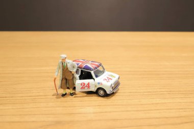 Mini Cooper bir ölçek şekil ile 