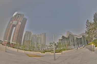 west kowloon İstasyonu bahçesinde açık