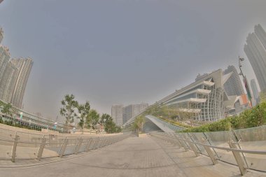 west kowloon İstasyonu bahçesinde açık
