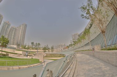 west kowloon İstasyonu bahçesinde açık
