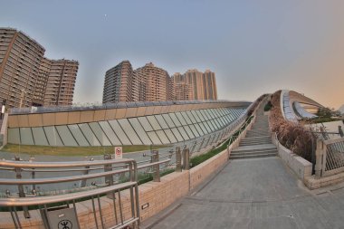 Batı Kowloon İstasyonu çatı bahçesi