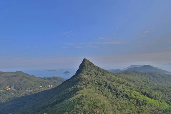 Krajina Vysokých Nevyžádané Peak Trai — Stock fotografie