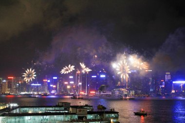 Fireworks uygulamasında hk ada, manzarası ve Finans Merkezi, 