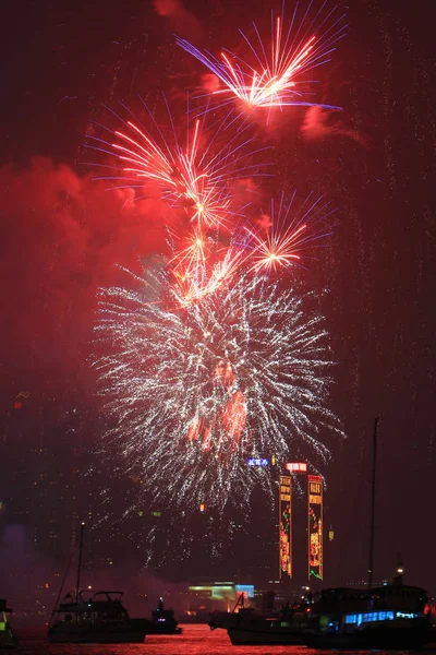 bir havai fişek olayı aisa oyunun açılış 2009