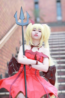 olay Japon animasyon poz bir Cosplayer