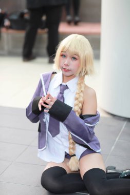 olay Japon animasyon poz bir Cosplayer