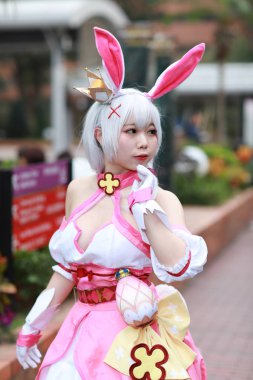 olay Japon animasyon poz bir Cosplayer