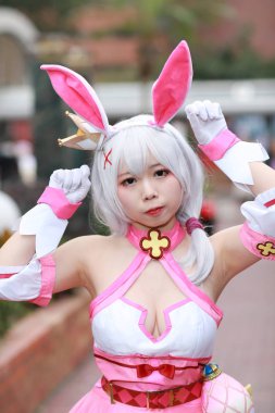 olay Japon animasyon poz bir Cosplayer