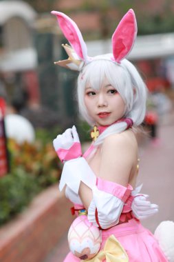 olay Japon animasyon poz bir Cosplayer