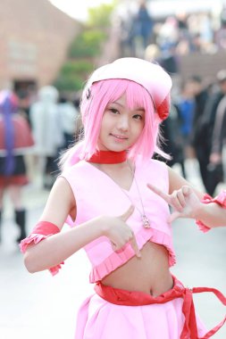 olay Japon animasyon poz bir Cosplayer