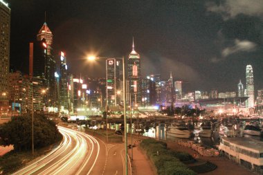 Bir Gloucester Road, causeway bay gece parçası