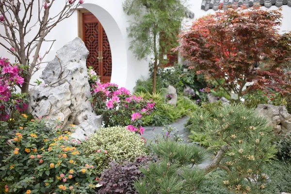 Il giardino in stile porcellana allo spettacolo di fiori hk — Foto Stock