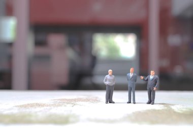 Başarılı, mutlu ve yabancı bir rakam,