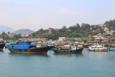 Cheung Chau bir limanda birçok balıkçılık ve diğer tekneler