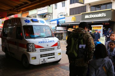 ambulans şehir sokak Mart 2014 üzerinden seyahat