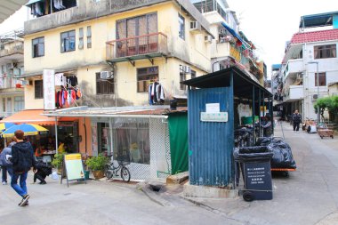 Köyün ana caddesi cheung chau, hong kong.