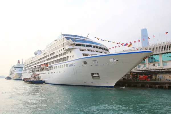 Hong Kong harbour a městské stavby — Stock fotografie