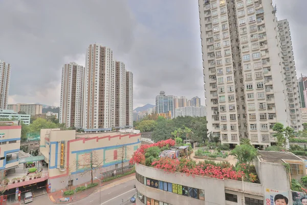 Residentieel district in de wijk van de stad, 2019 maart — Stockfoto