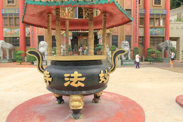Miu fat buddist klasztor w hong Kongu — Zdjęcie stockowe