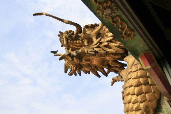 Mosteiro de Miu Fat Buddist em Hong Kong — Fotografia de Stock