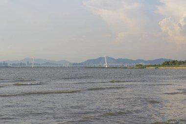 Ha pak nai hong kong'da gün batımı plajı 