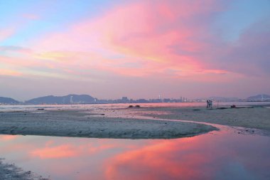 Ha Pak Nai bir Sunset plaj