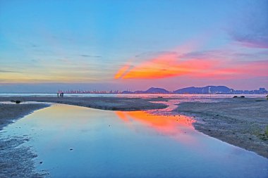 Ha Pak Nai bir Sunset plaj