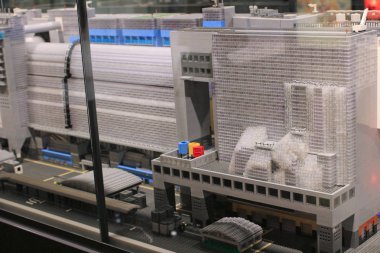 nisan 2014 , kyoto istasyonunun lego ekran
