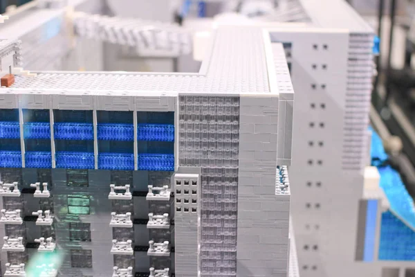 nisan 2014 , kyoto istasyonunun lego ekran
