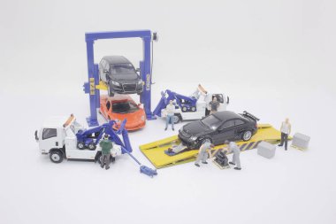 ölçek Çekici Kamyon ve Sürücü Hizmetleri 