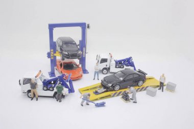 ölçek Çekici Kamyon ve Sürücü Hizmetleri 