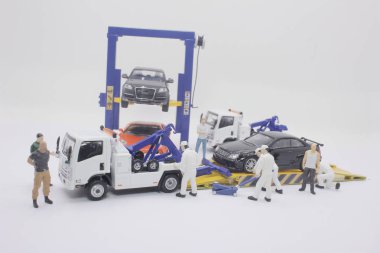 ölçek Çekici Kamyon ve Sürücü Hizmetleri 